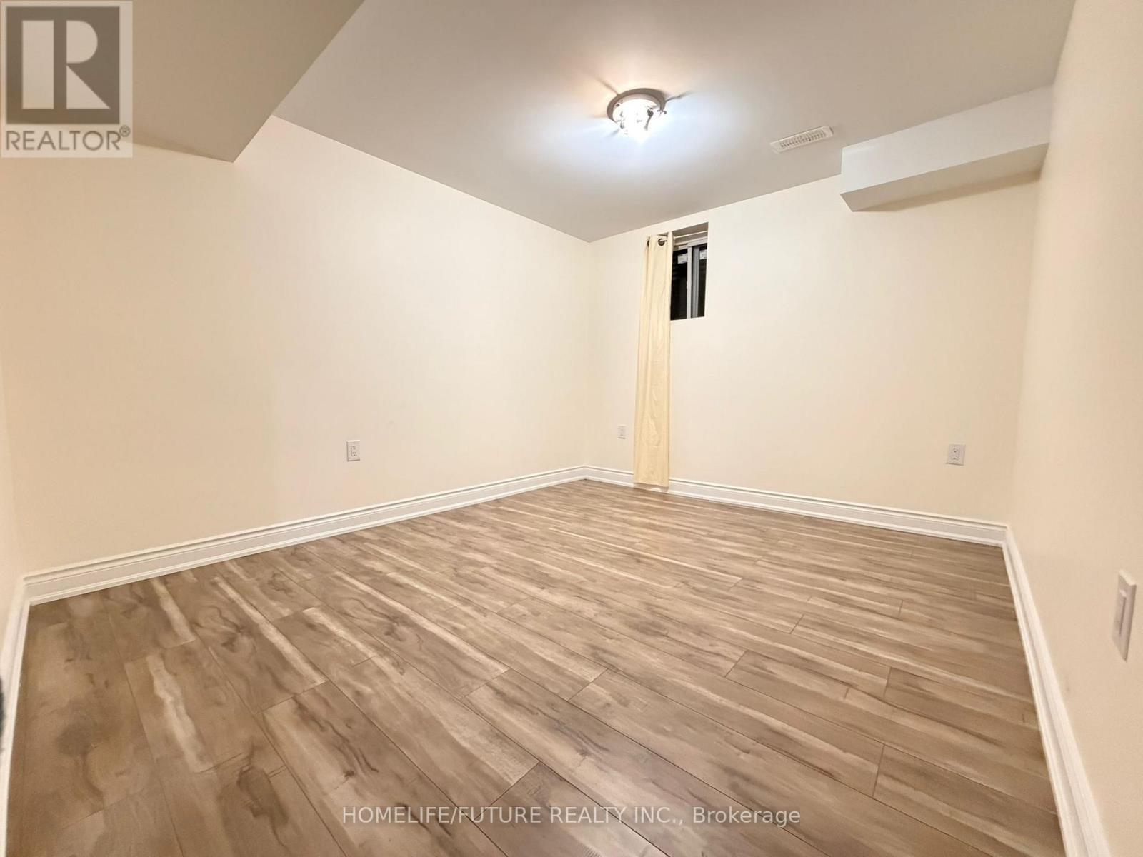 Bsmt - 7 Oxendon Road, Brampton, Ontario  L7A 4M4 - Photo 7 - W12859152