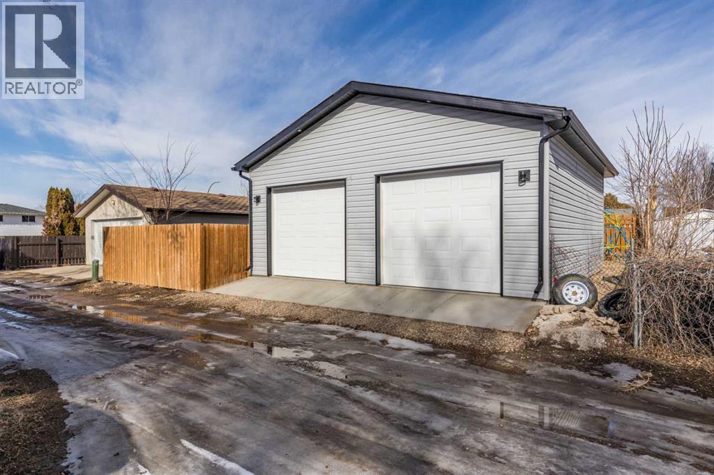 5 Campbell Crescent Se, Medicine Hat, Alberta  T1B 1J7 - Photo 46 - A2290300
