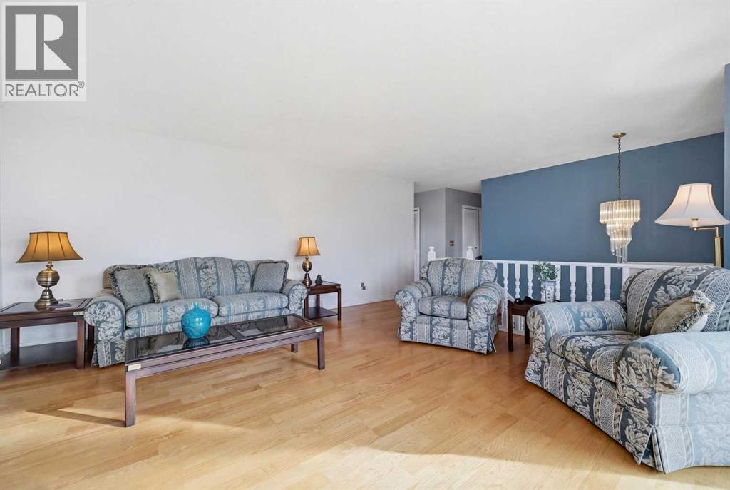 14 Rasmussen Place, Standard, Alberta  T0J 3G0 - Photo 5 - A2291646