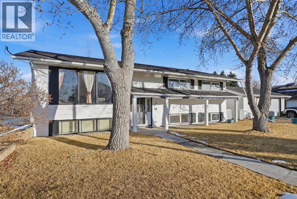 14 Rasmussen Place, Standard, Alberta  T0J 3G0 - Photo 2 - A2291646