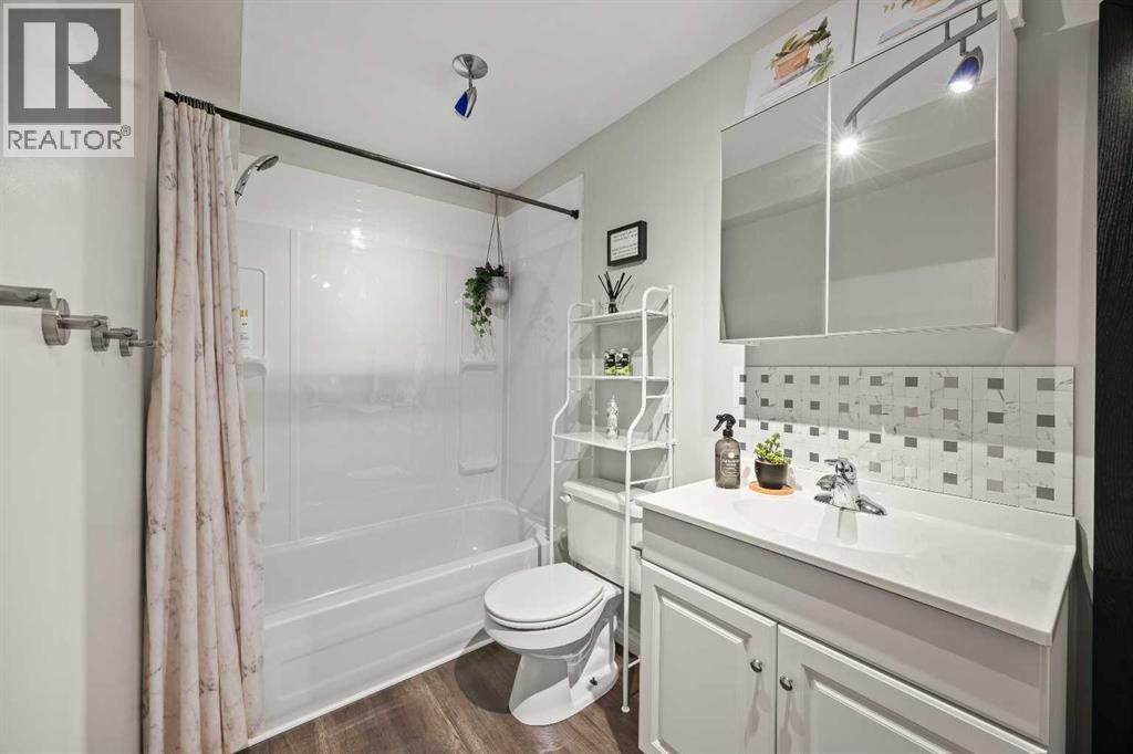 98 Sunvista Close Se, Calgary, Alberta  T2X 2S2 - Photo 35 - A2290374