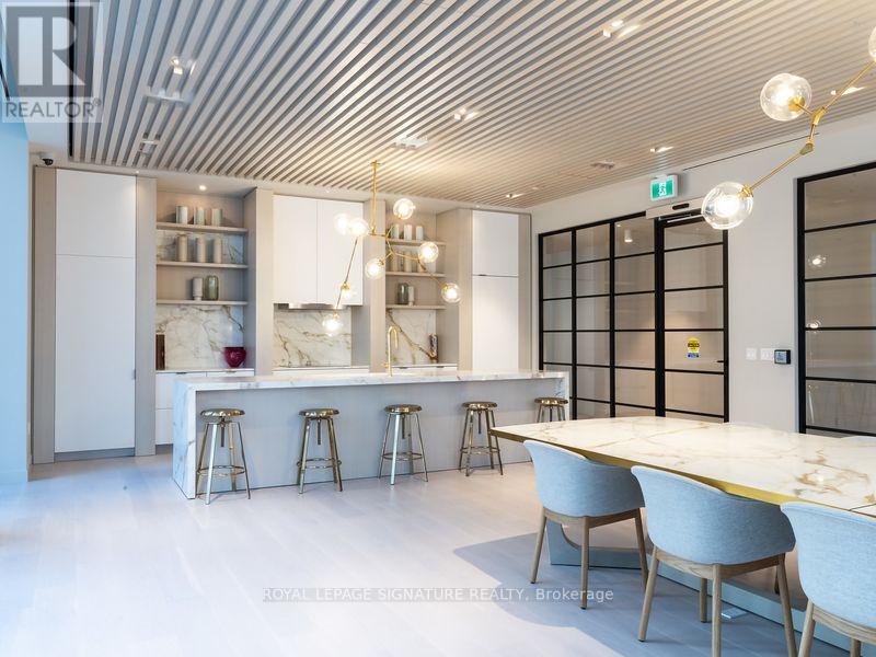 5708 - 55 Cooper Street, Toronto (Waterfront Communities), Ontario  M5G 0G1 - Photo 14 - C12859198