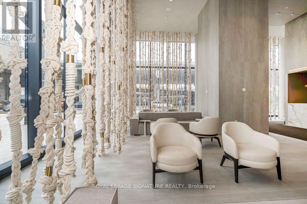 5708 - 55 Cooper Street, Toronto (Waterfront Communities), Ontario  M5G 0G1 - Photo 9 - C12859198