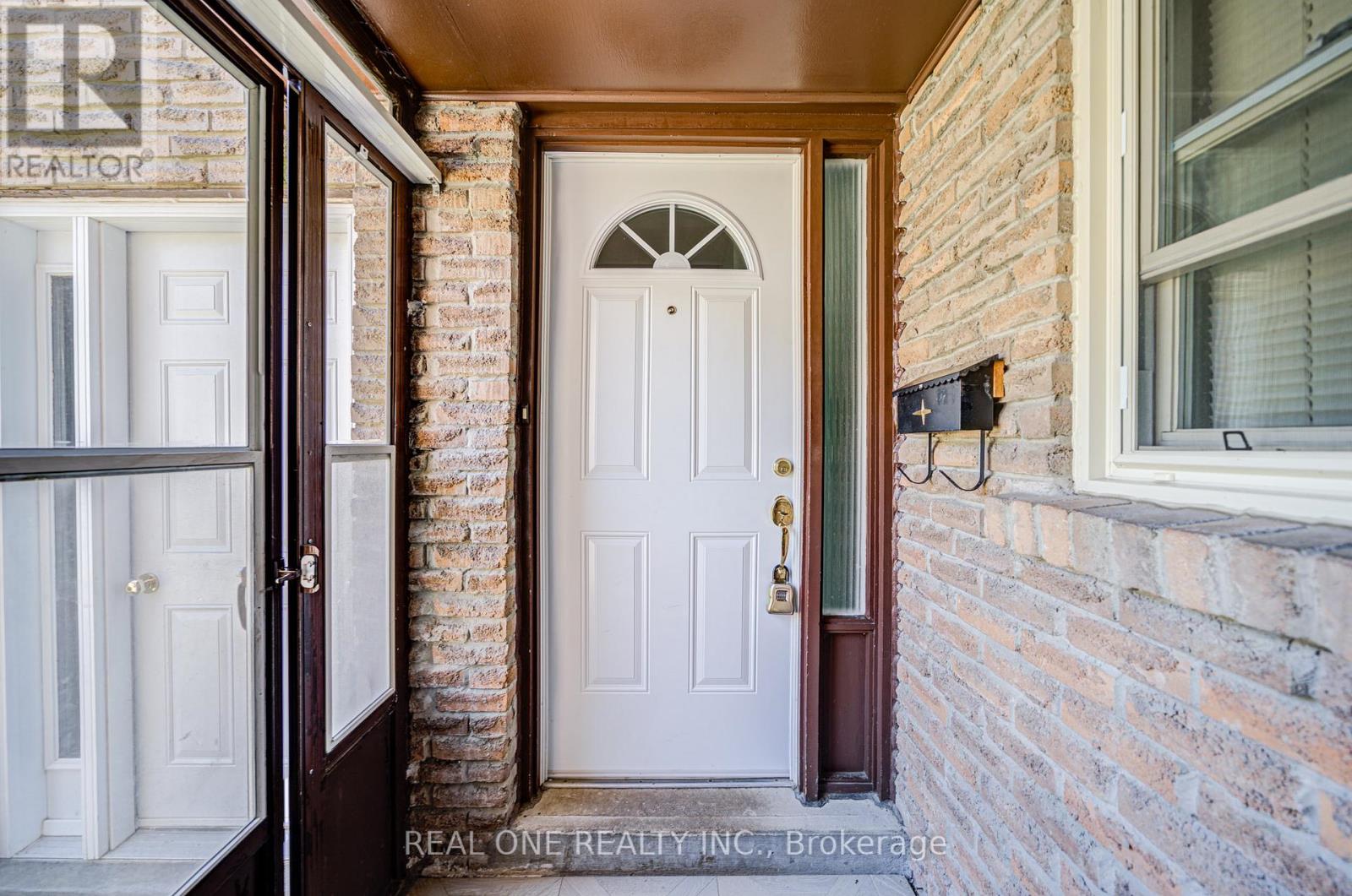 46 - 81 Brookmill Boulevard, Toronto, Ontario M1W 2L5 - Photo 4 - E12858476