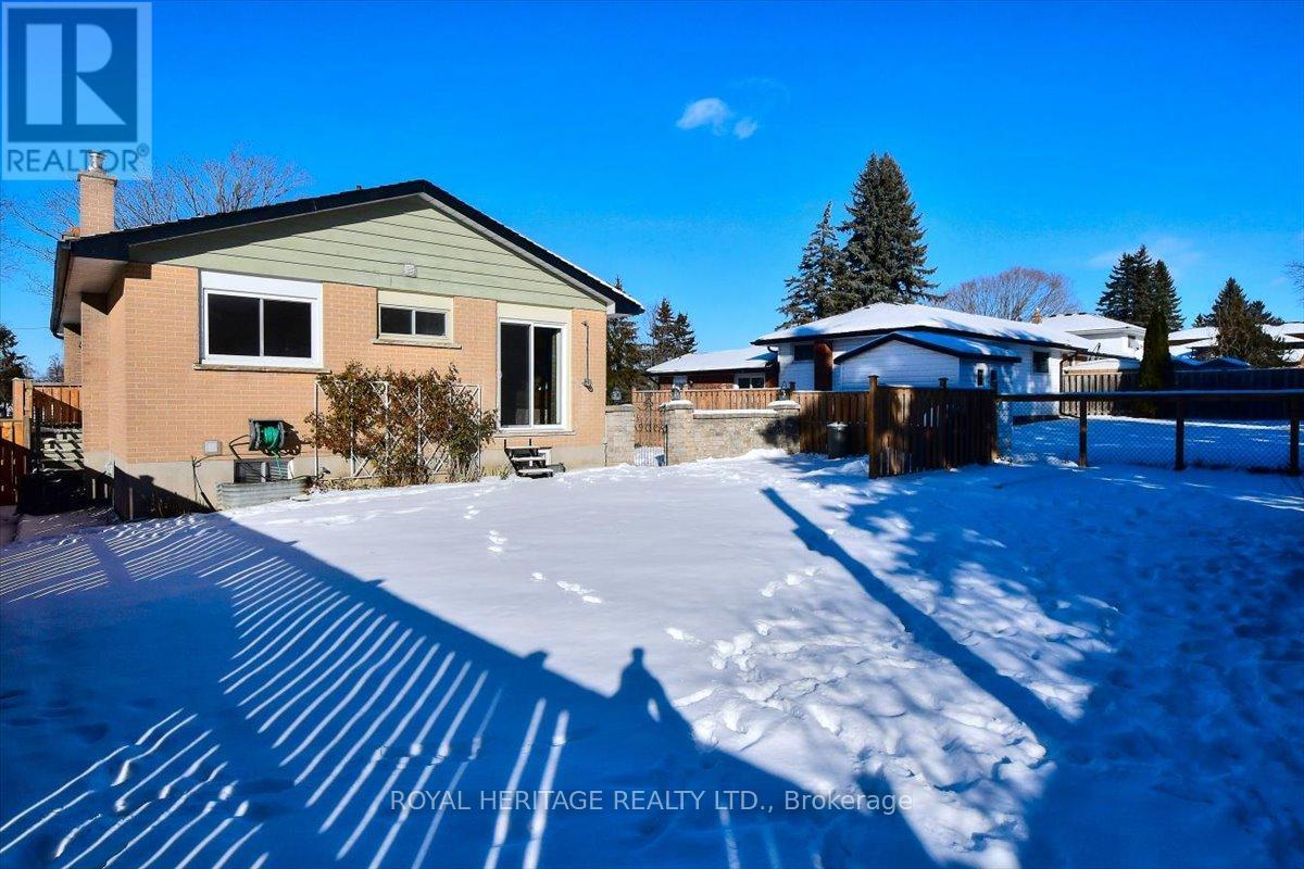 273 Maxwell Avenue W, Peterborough, Ontario K9J 1B4 - Photo 33 - X12603614