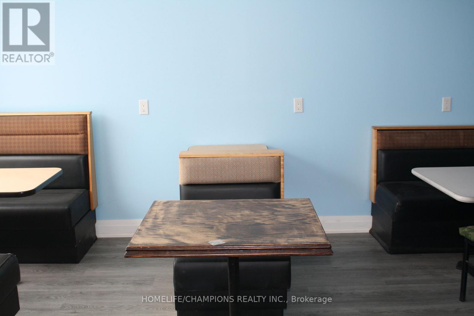 11 Old Portage Road, Prince Edward County, Ontario  K0K 1L0 - Photo 5 - X12859212