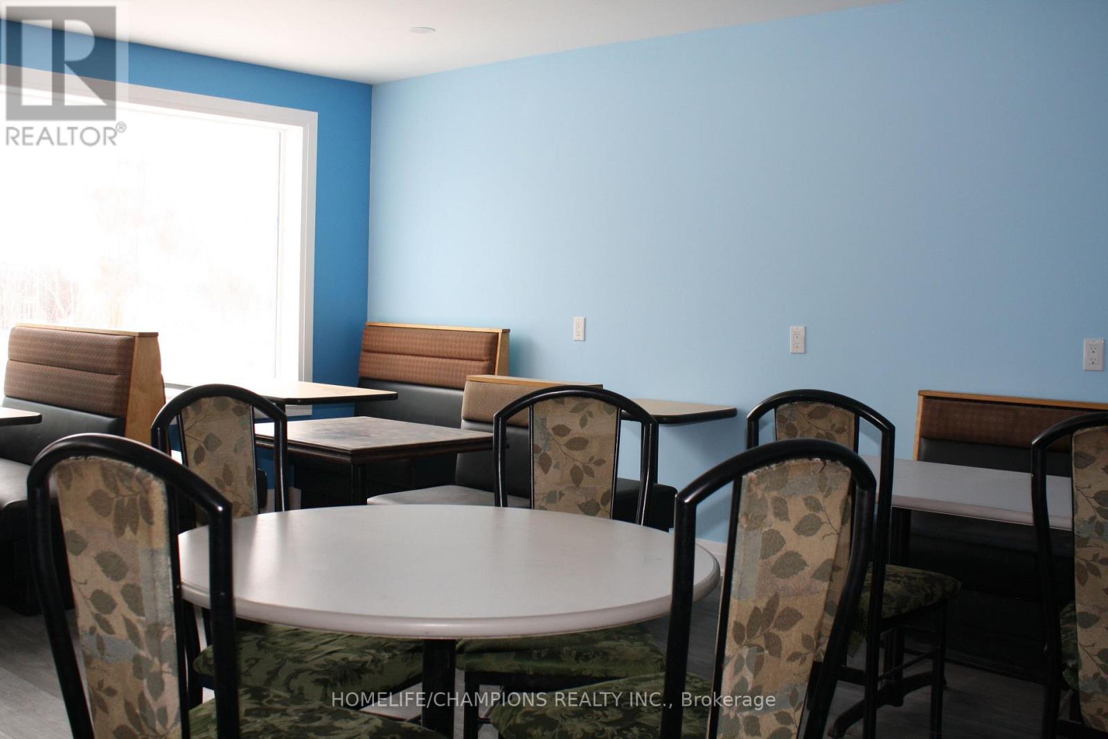 11 Old Portage Road, Prince Edward County, Ontario  K0K 1L0 - Photo 8 - X12859214