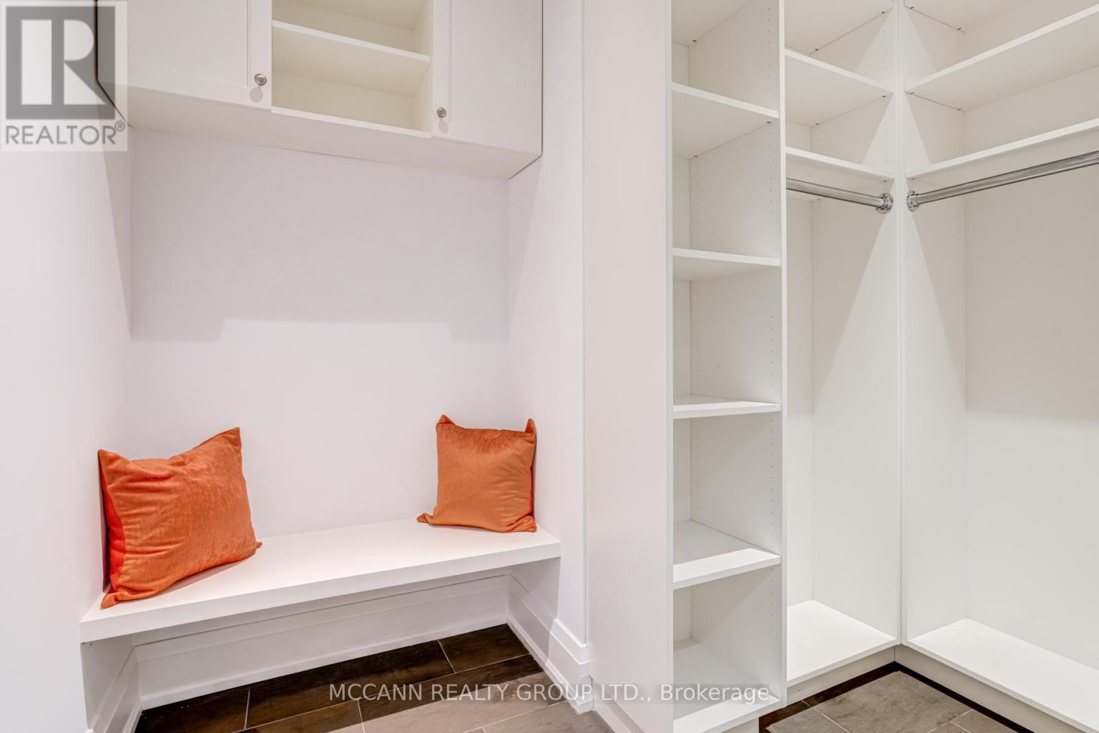 172 Hanna Road, Toronto (Leaside), Ontario  M4G 3N8 - Photo 19 - C12858772