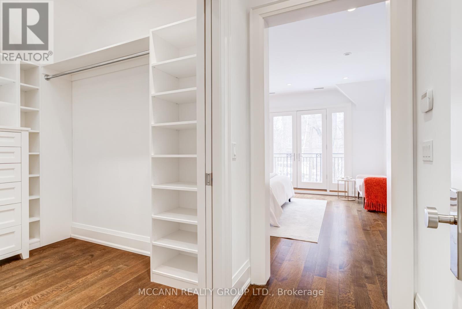 172 Hanna Road, Toronto (Leaside), Ontario  M4G 3N8 - Photo 24 - C12858772