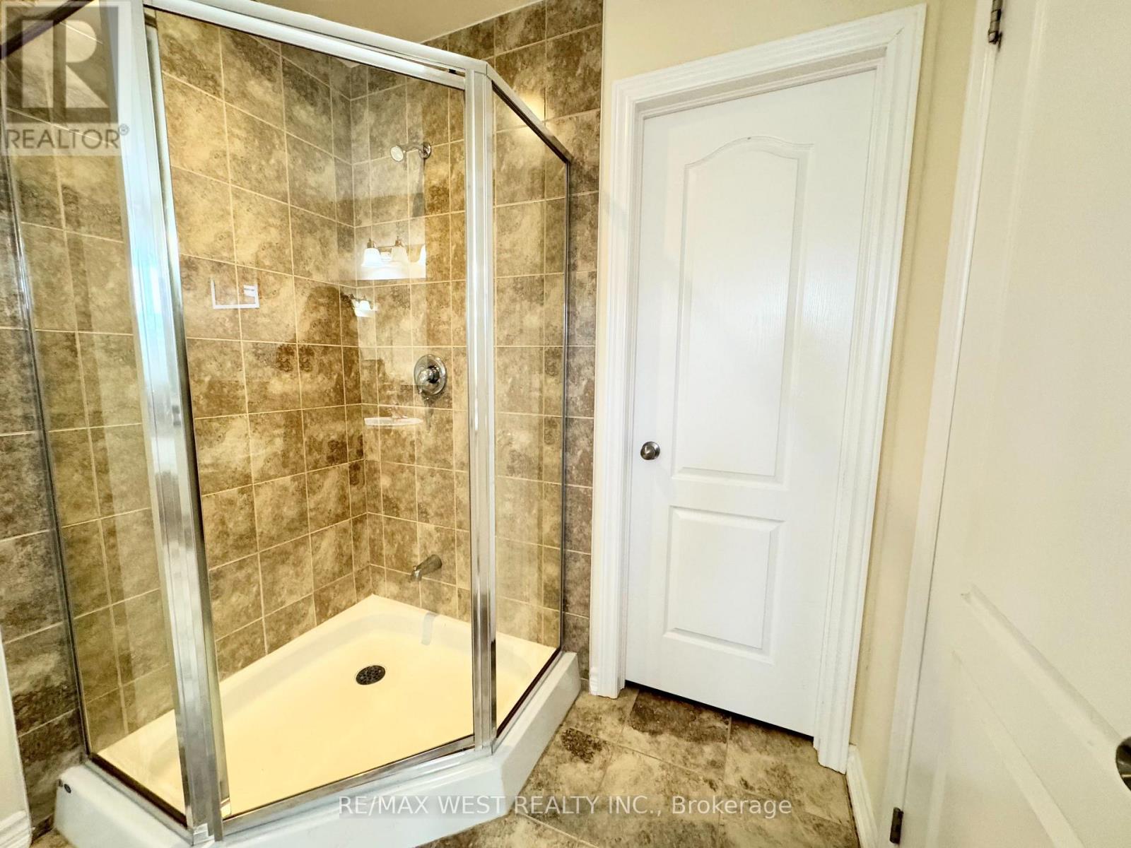 24 Maple Cider Street, Caledon, Ontario  L7C 4B8 - Photo 28 - W12859210