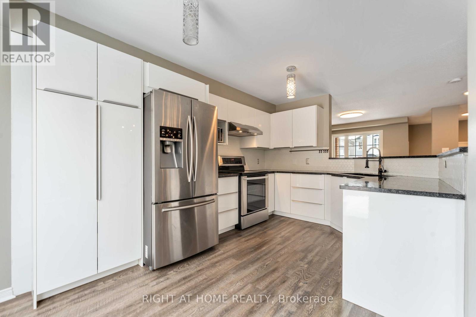 123 Kinross Private, Ottawa, Ontario  K2K 3P9 - Photo 17 - X12859242