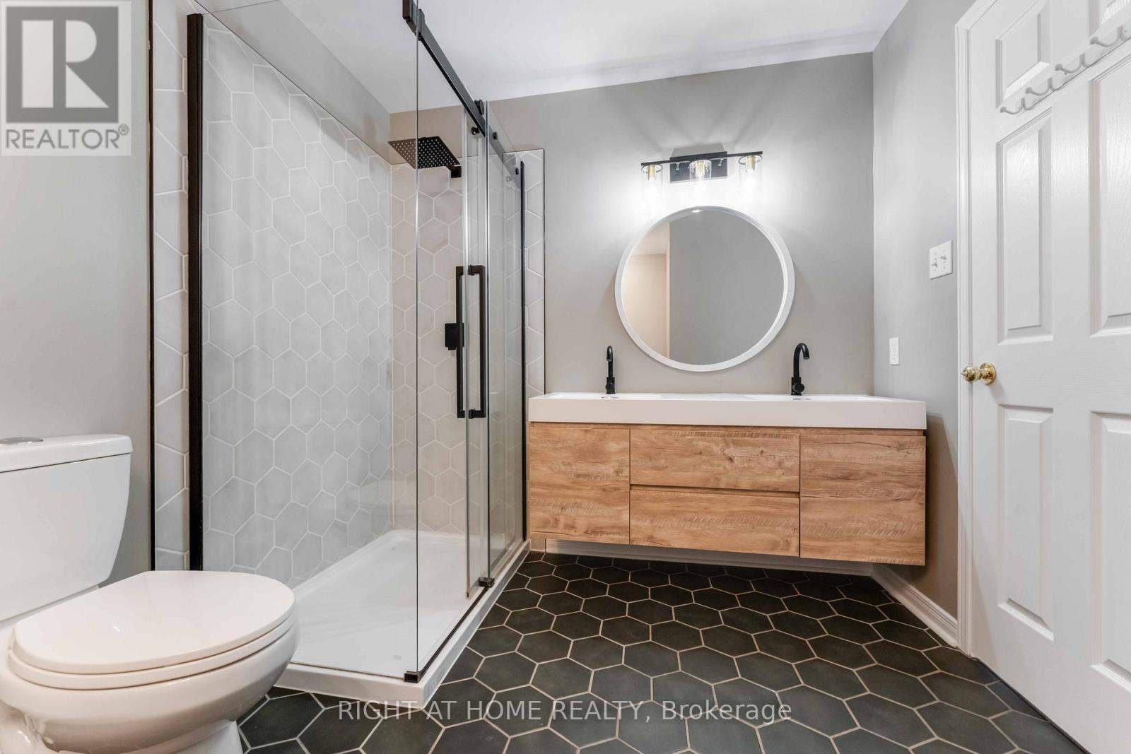 123 Kinross Private, Ottawa, Ontario  K2K 3P9 - Photo 19 - X12859242