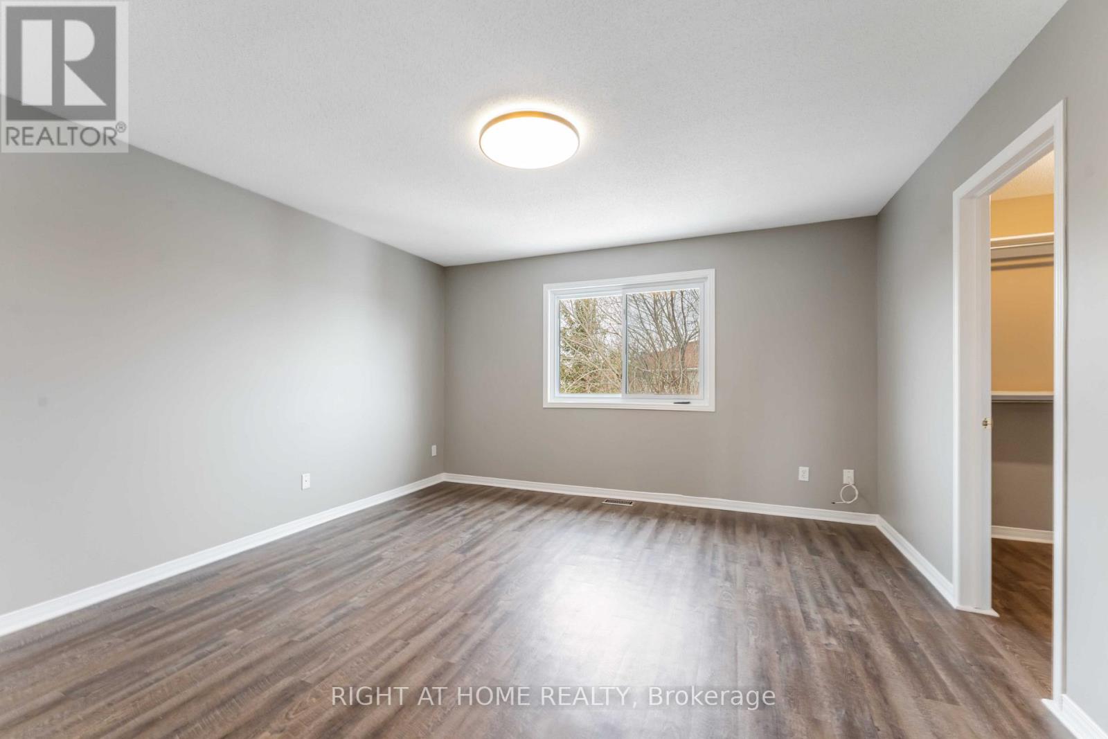 123 Kinross Private, Ottawa, Ontario  K2K 3P9 - Photo 22 - X12859242