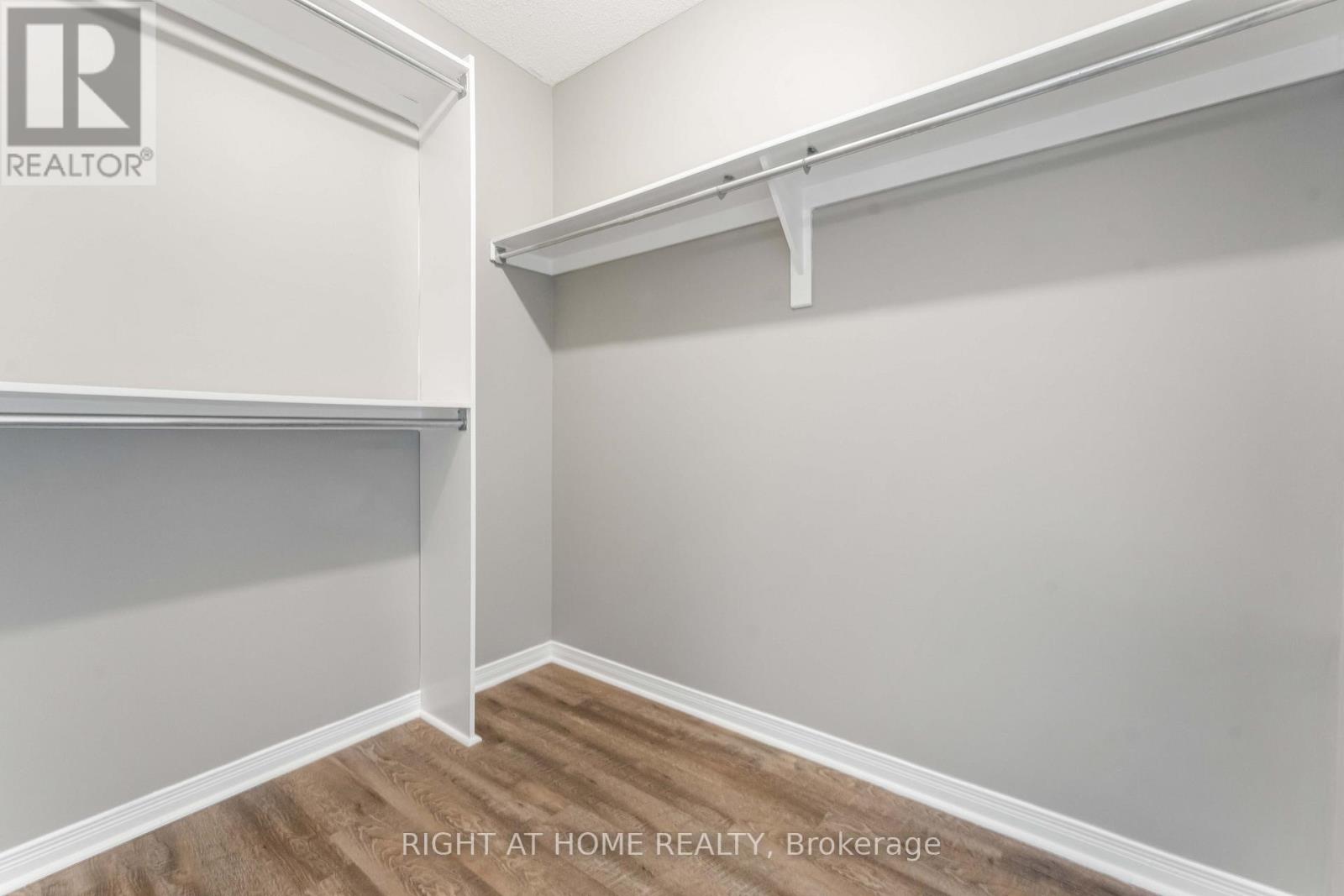 123 Kinross Private, Ottawa, Ontario  K2K 3P9 - Photo 24 - X12859242