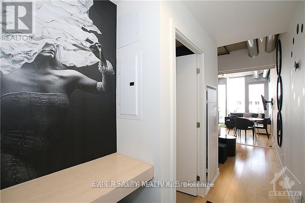 938 - 340 Mcleod Street, Ottawa, Ontario  K2P 1A9 - Photo 6 - X12859250