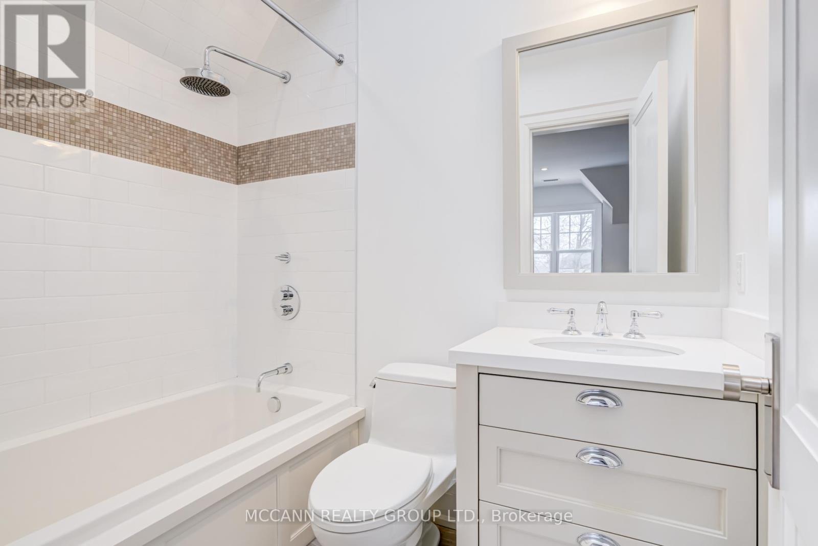 172 Hanna Road, Toronto (Leaside), Ontario  M4G 3N8 - Photo 31 - C12858772