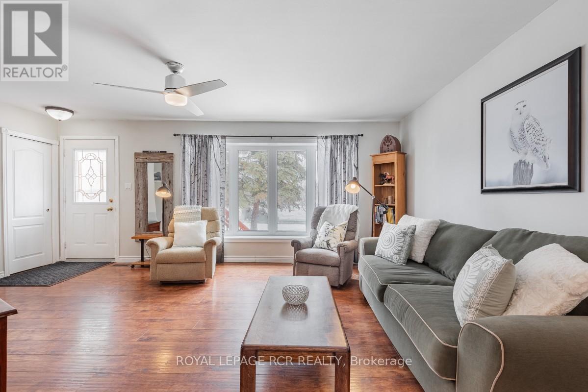 2872 Sunset Drive, Ramara, Ontario  L0K 1B0 - Photo 5 - S12858534