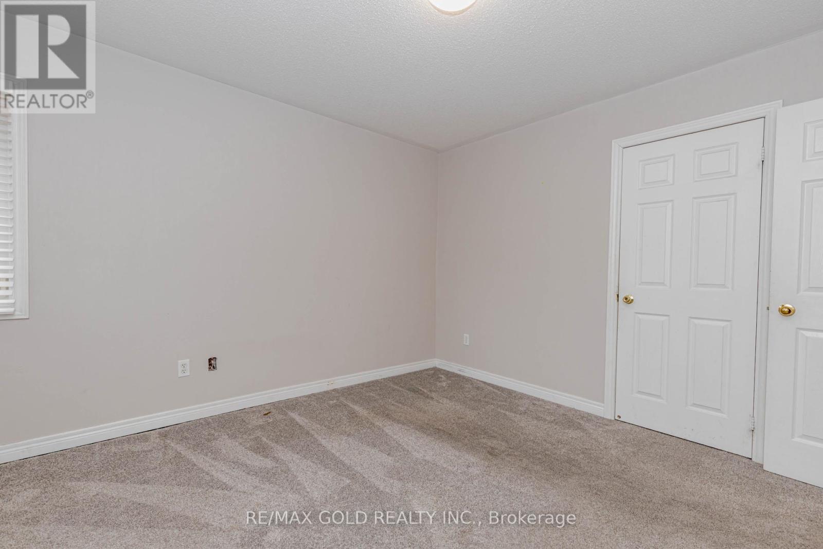 64 Mossgrove Crescent, Brampton, Ontario  L7A 3E6 - Photo 31 - W12856634