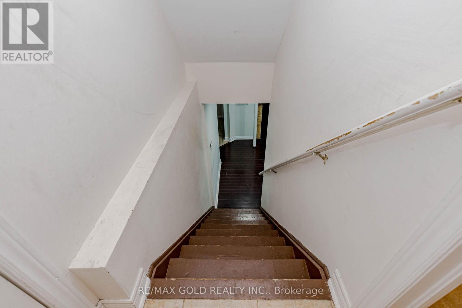 64 Mossgrove Crescent, Brampton, Ontario  L7A 3E6 - Photo 37 - W12856634