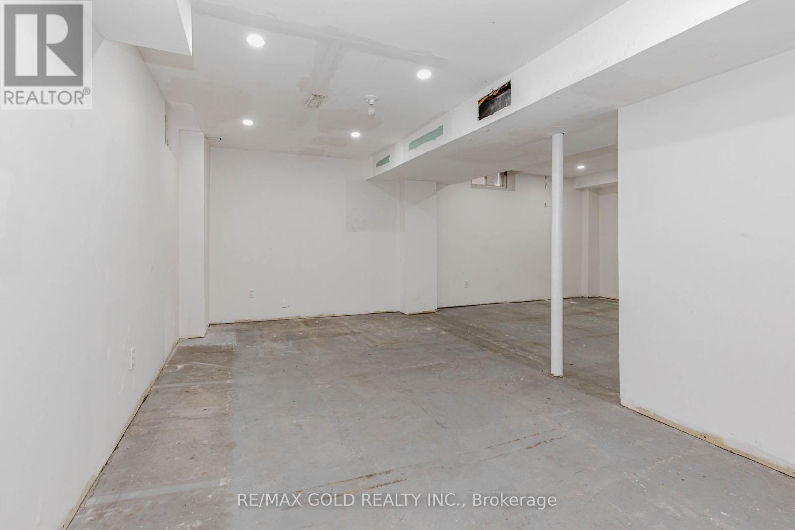 64 Mossgrove Crescent, Brampton, Ontario  L7A 3E6 - Photo 44 - W12856634