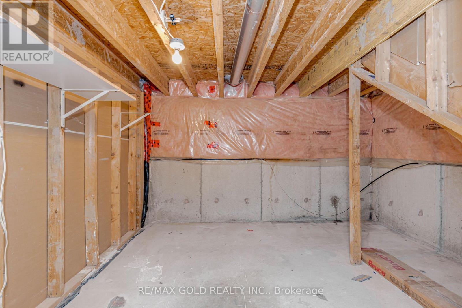 64 Mossgrove Crescent, Brampton, Ontario  L7A 3E6 - Photo 45 - W12856634