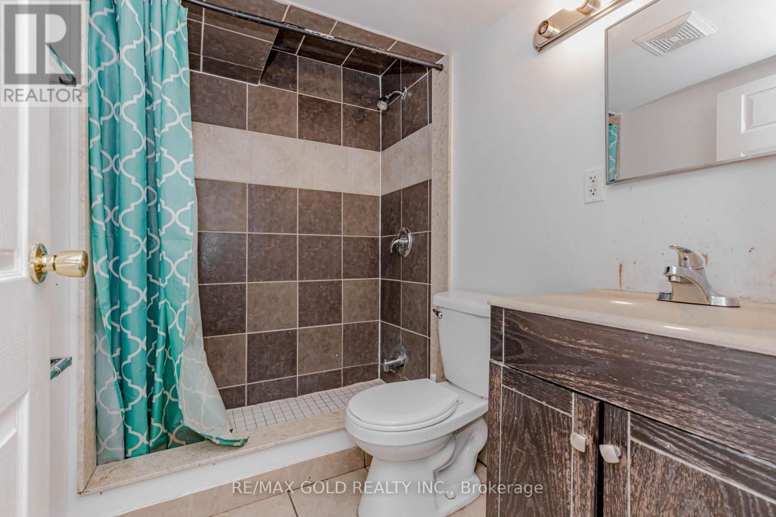 64 Mossgrove Crescent, Brampton, Ontario  L7A 3E6 - Photo 41 - W12856634