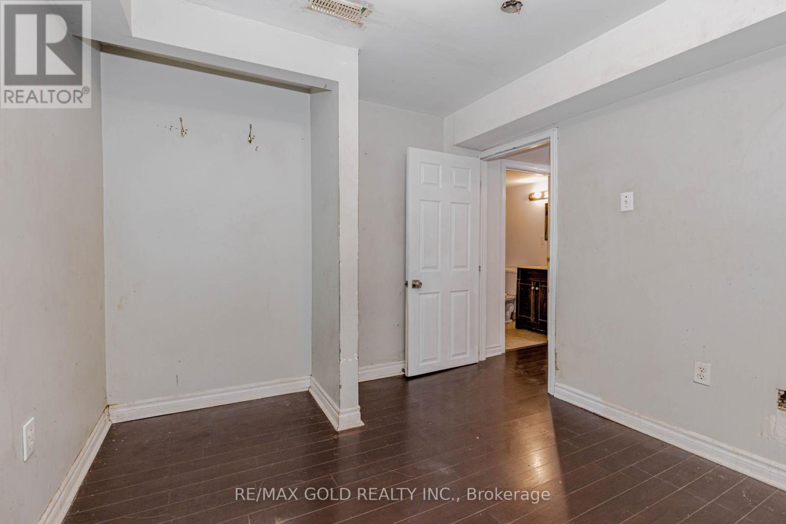 64 Mossgrove Crescent, Brampton, Ontario  L7A 3E6 - Photo 42 - W12856634