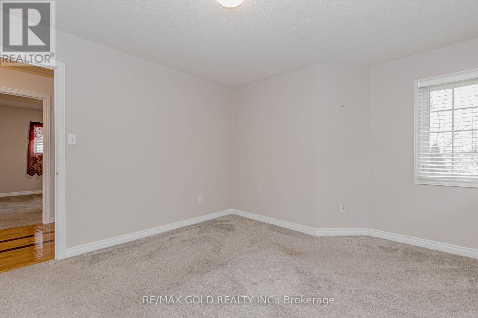 64 Mossgrove Crescent, Brampton, Ontario  L7A 3E6 - Photo 30 - W12856634