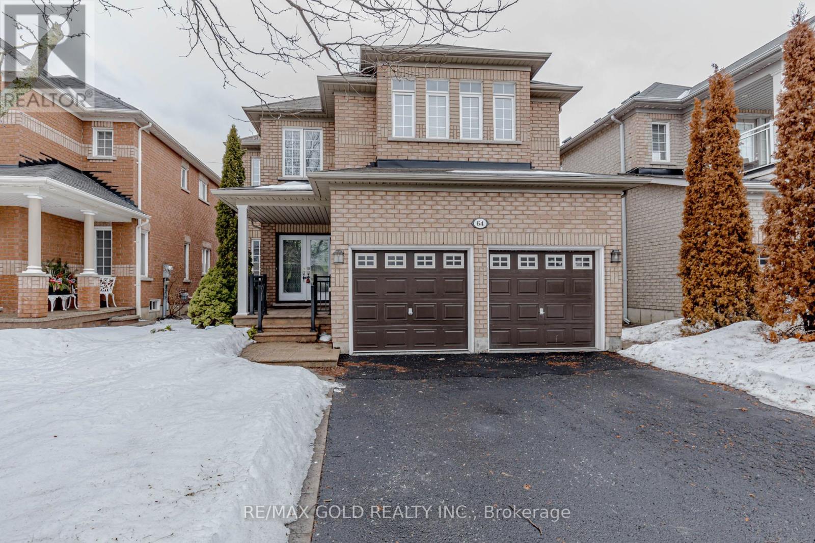 64 Mossgrove Crescent, Brampton, Ontario  L7A 3E6 - Photo 2 - W12856634
