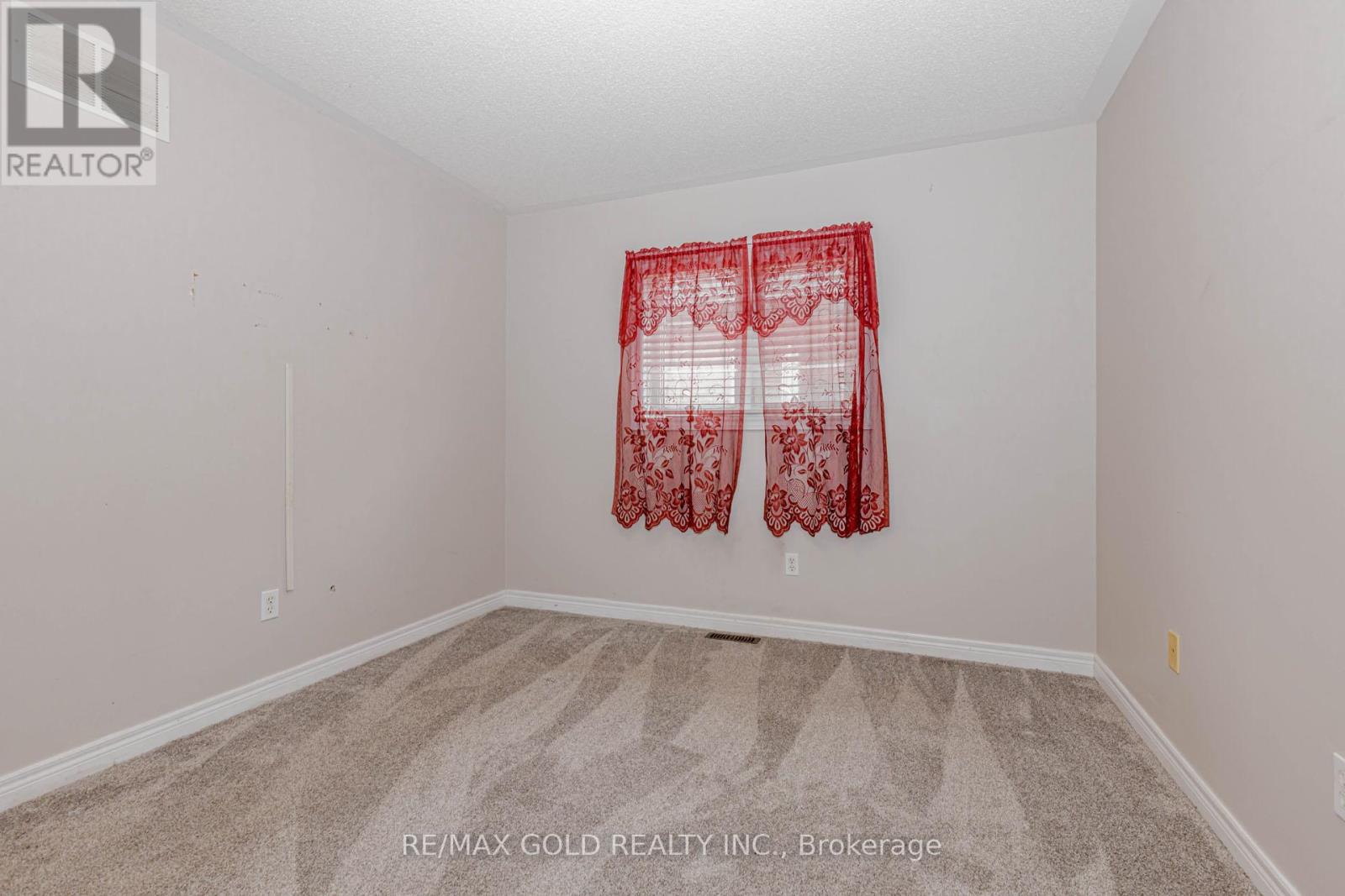 64 Mossgrove Crescent, Brampton, Ontario  L7A 3E6 - Photo 27 - W12856634