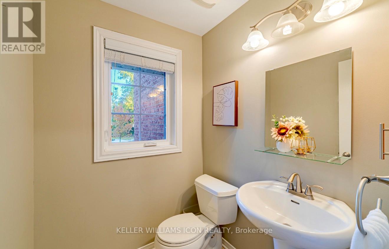 83 Wrenwood Crescent, Ottawa, Ontario  K2G 5V5 - Photo 6 - X12782154