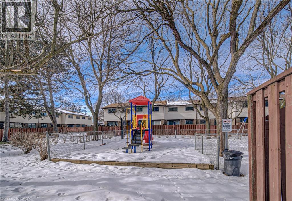 46 Cedarwoods Crescent Unit# 6, Kitchener, Ontario  N2C 2L7 - Photo 22 - 40810275