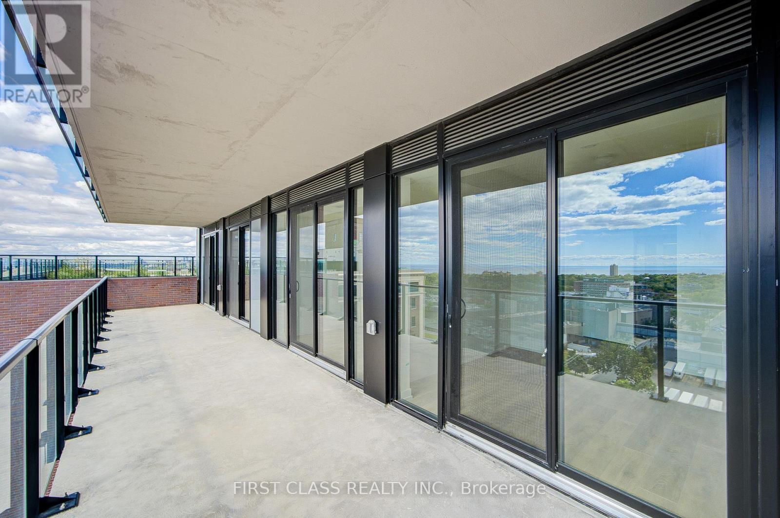 1604 - 181 Sterling Road, Toronto, Ontario  M6R 2B2 - Photo 45 - C12859240