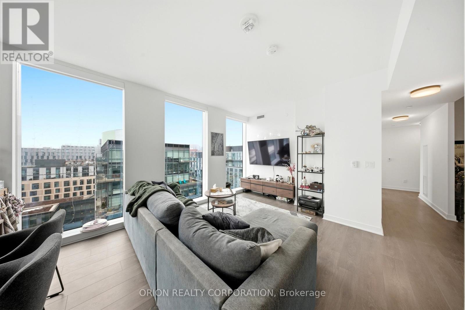 N1102 - 35 Rolling Mills Road N, Toronto, Ontario  M5A 0V6 - Photo 6 - C12859256