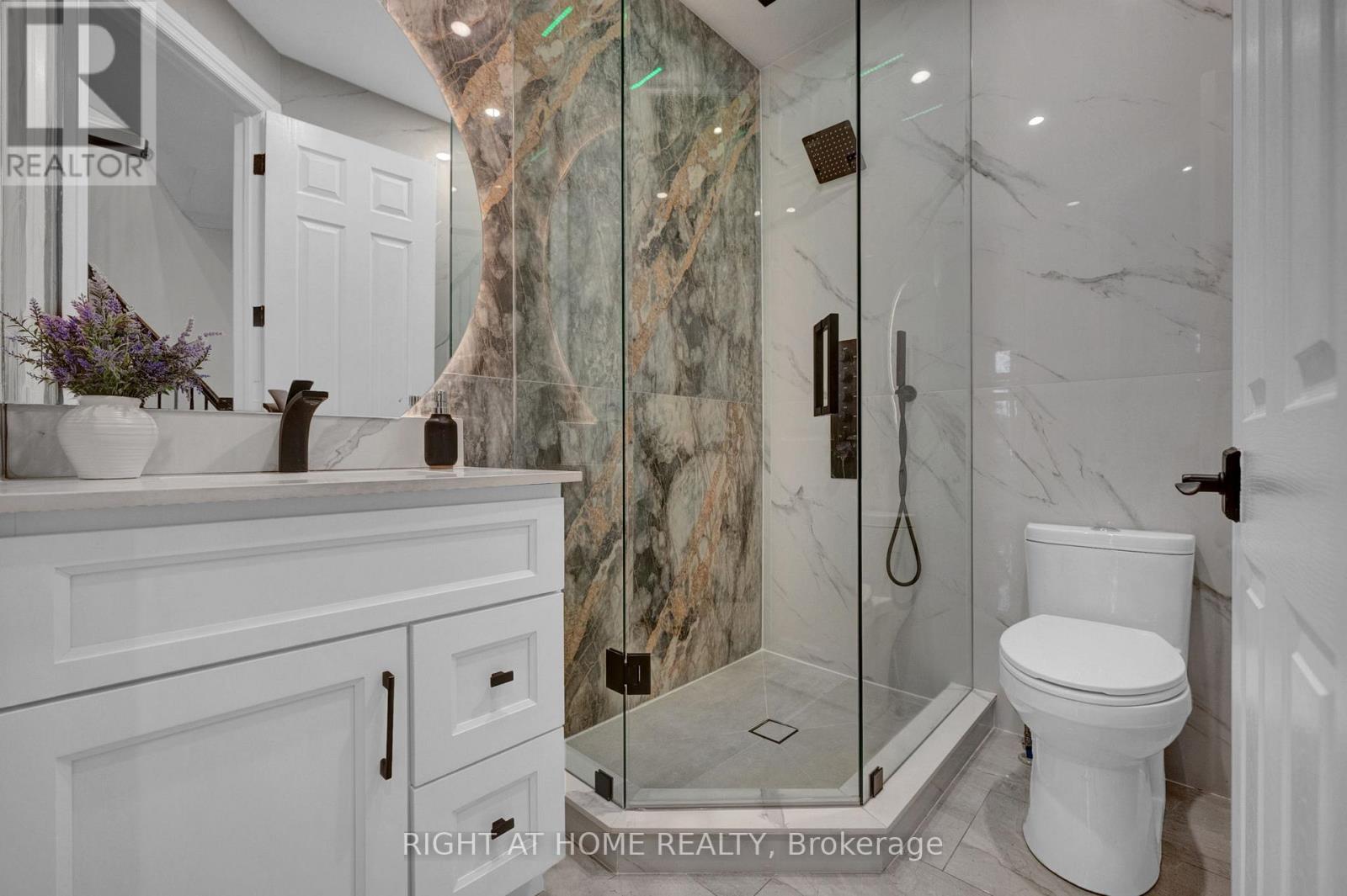 3850 Kinsale Road, Pickering, Ontario  L1Y 1E2 - Photo 11 - E12859238