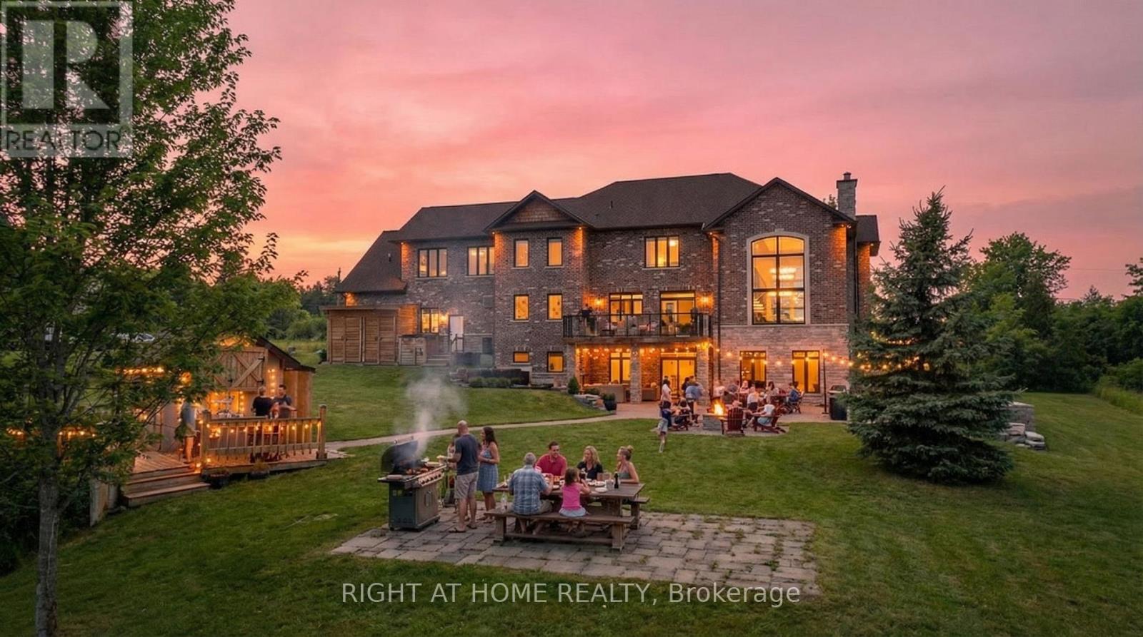 3850 Kinsale Road, Pickering, Ontario  L1Y 1E2 - Photo 2 - E12859238