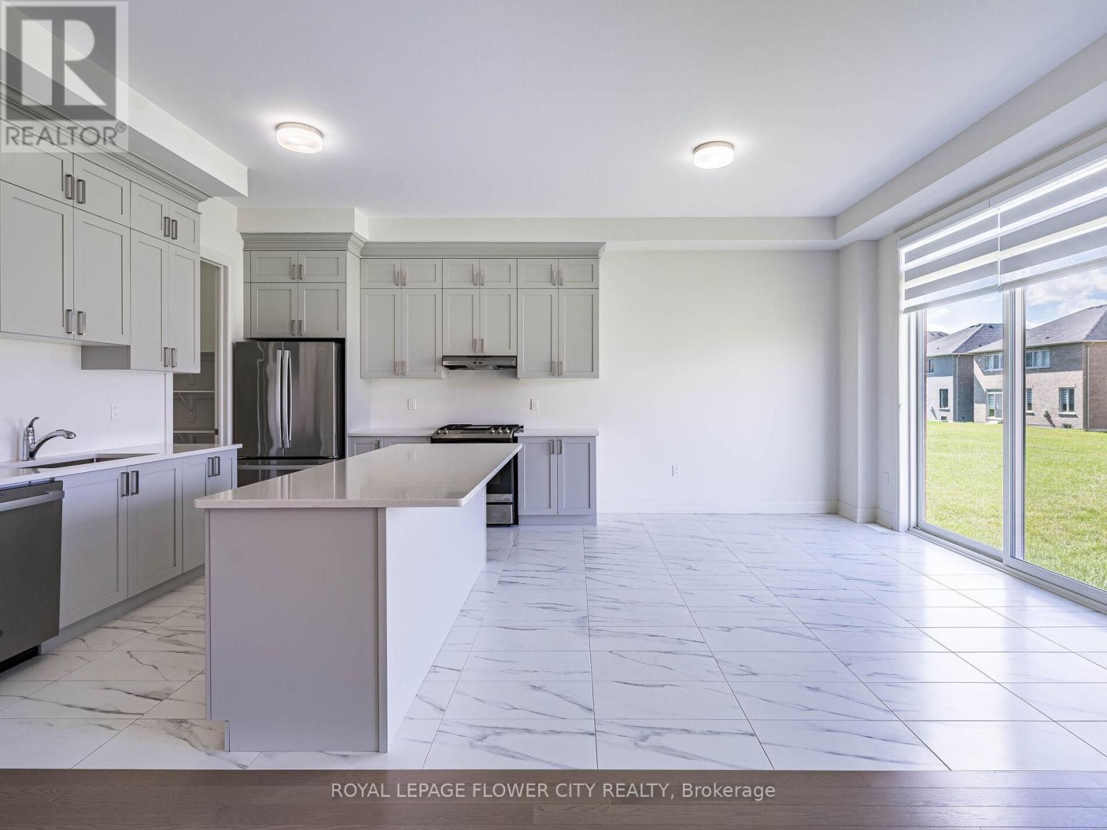 26 Hummingbird Grove, Adjala-Tosorontio (Colgan), Ontario  L0G 1W0 - Photo 21 - N12859218