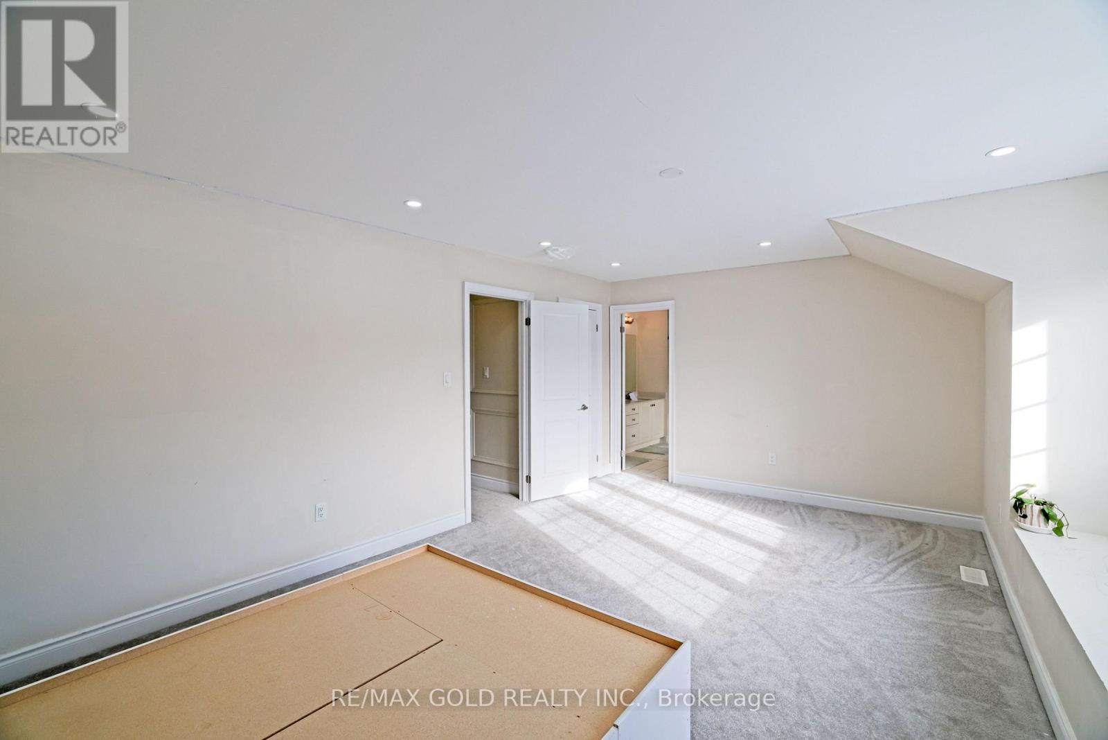 10 Stewart Crescent, Essa (Thornton), Ontario  L0L 2N0 - Photo 28 - N12859246