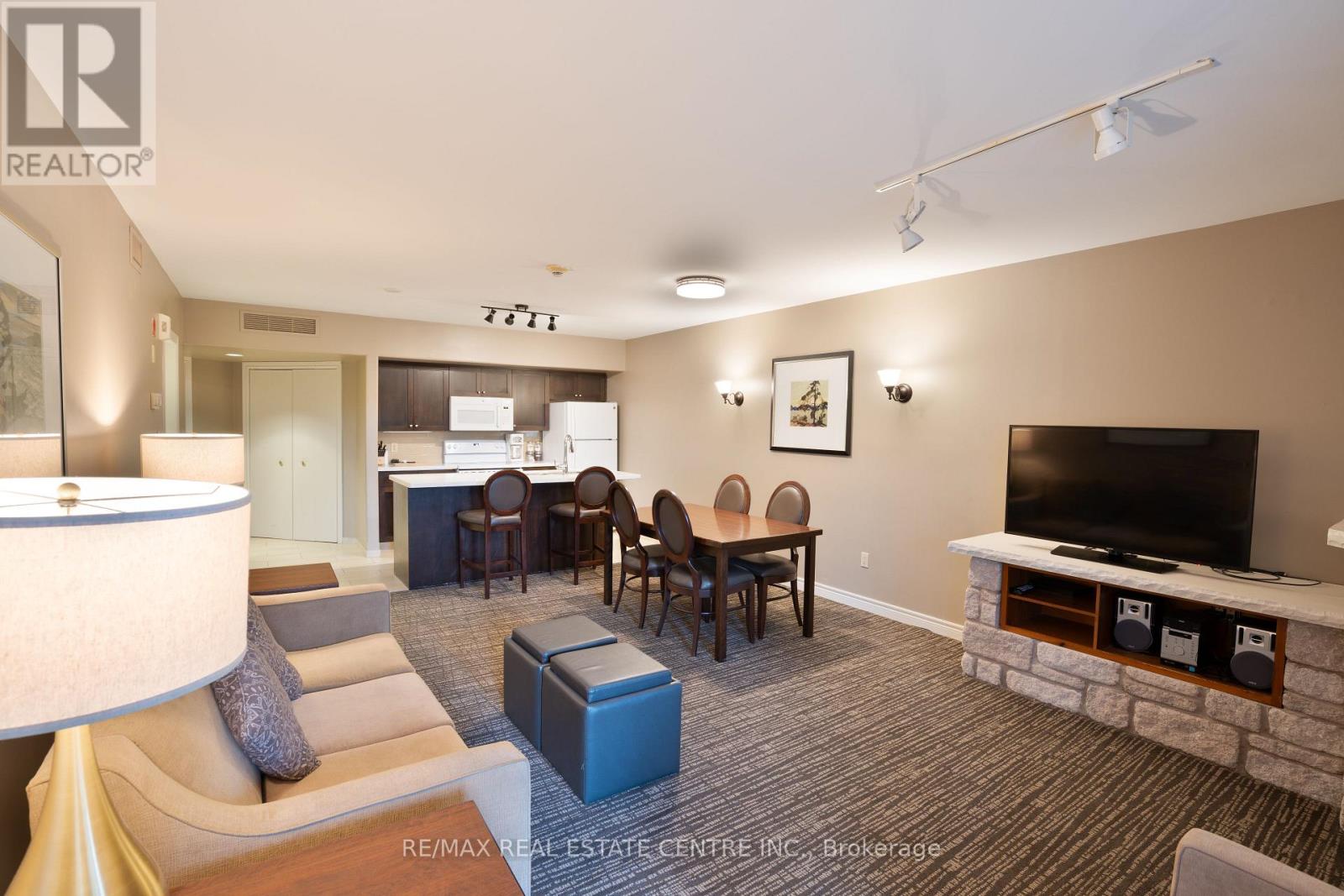 2226 - 90 Highland Drive, Oro-Medonte (Horseshoe Valley), Ontario  L0L 2L0 - Photo 5 - S12859230