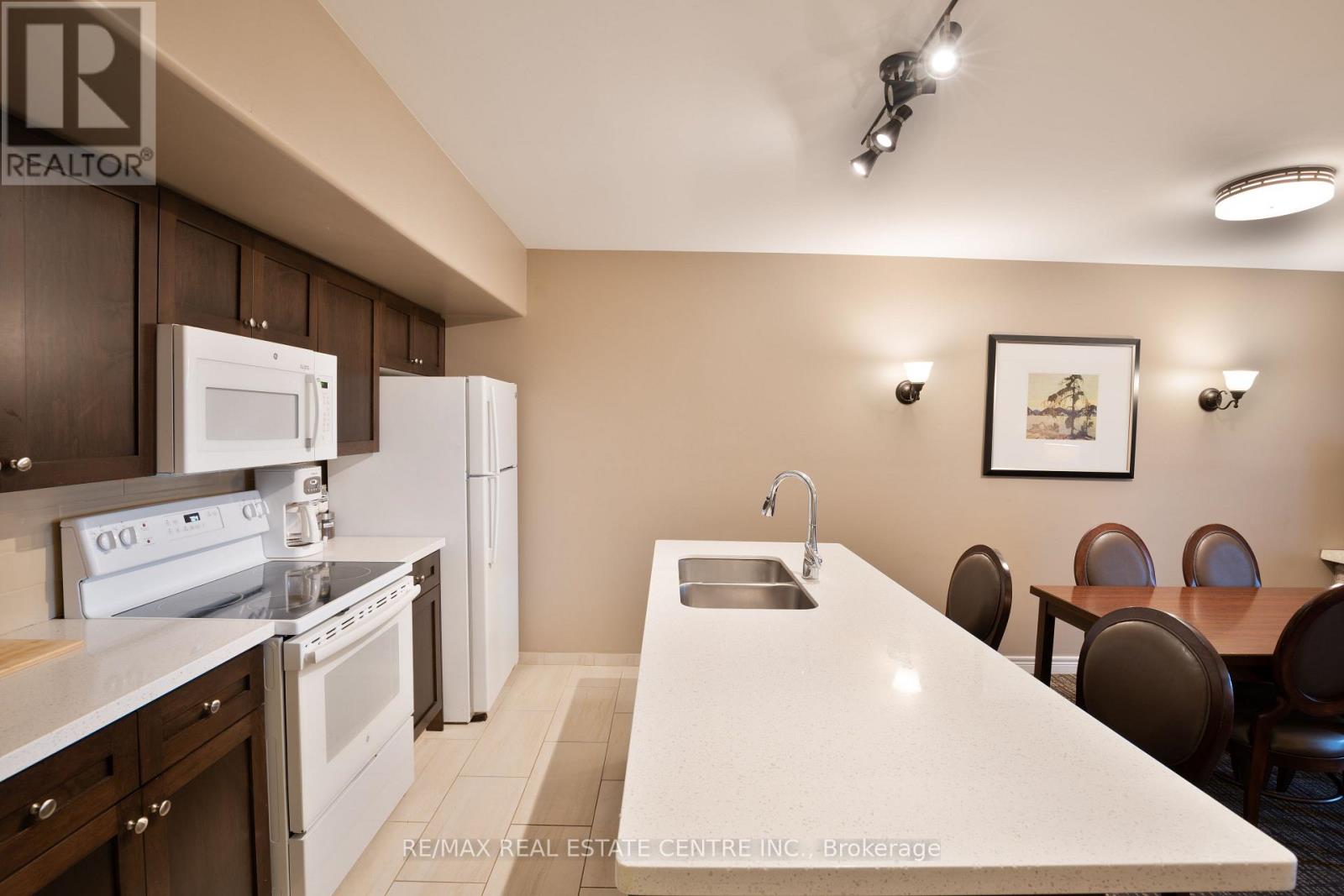 2226 - 90 Highland Drive, Oro-Medonte (Horseshoe Valley), Ontario  L0L 2L0 - Photo 9 - S12859230