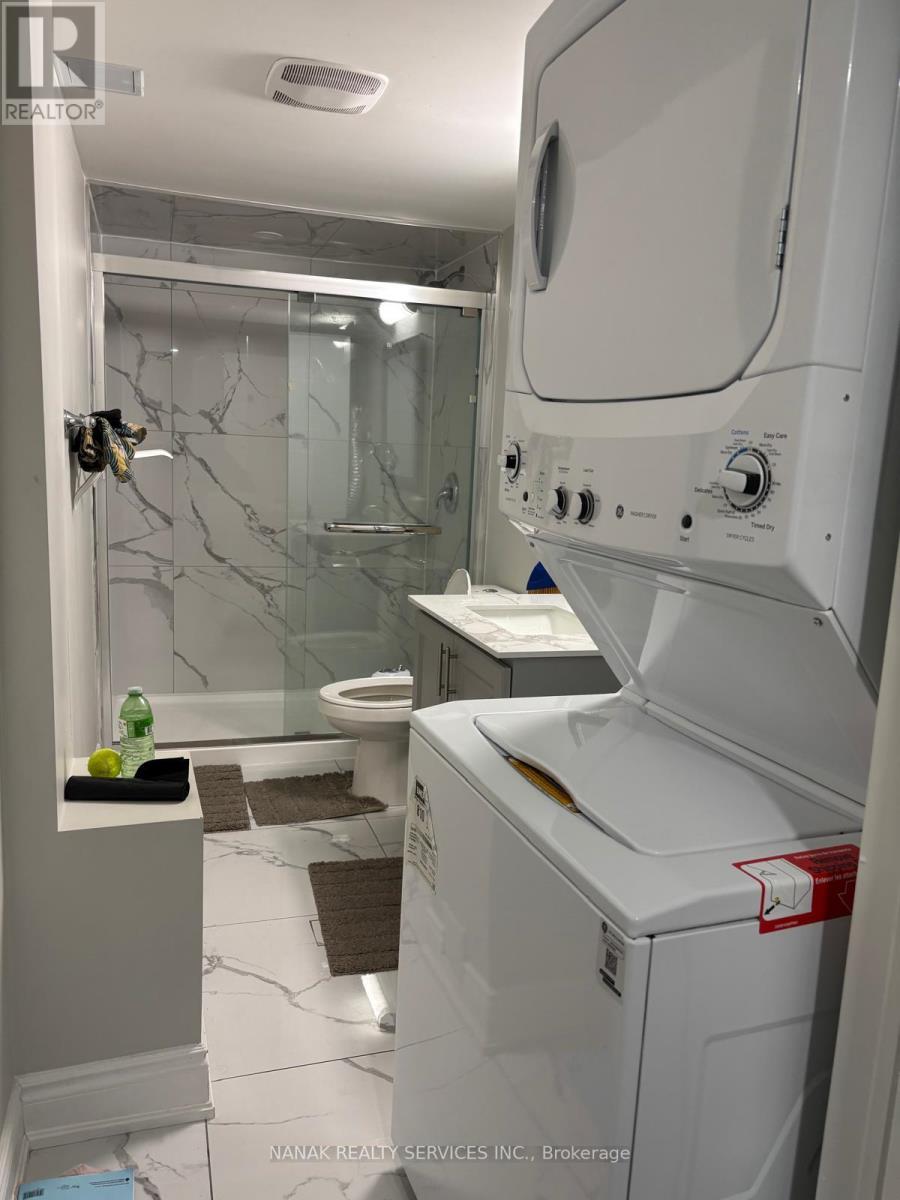 Bsmt - 583 Queen Mary Drive, Brampton (Northwest Brampton), Ontario  L7A 5H3 - Photo 6 - W12759924