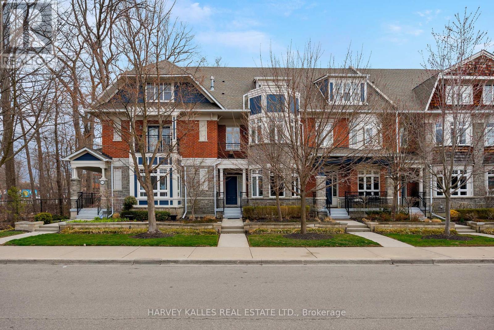 157 ST LAWRENCE DRIVE, Mississauga, Ontario