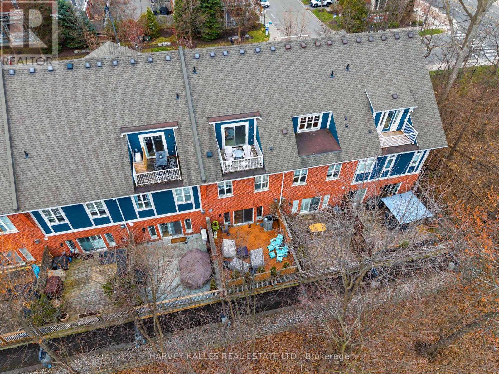 157 St Lawrence Drive, Mississauga (Port Credit), Ontario  L5G 4V2 - Photo 23 - W12859232