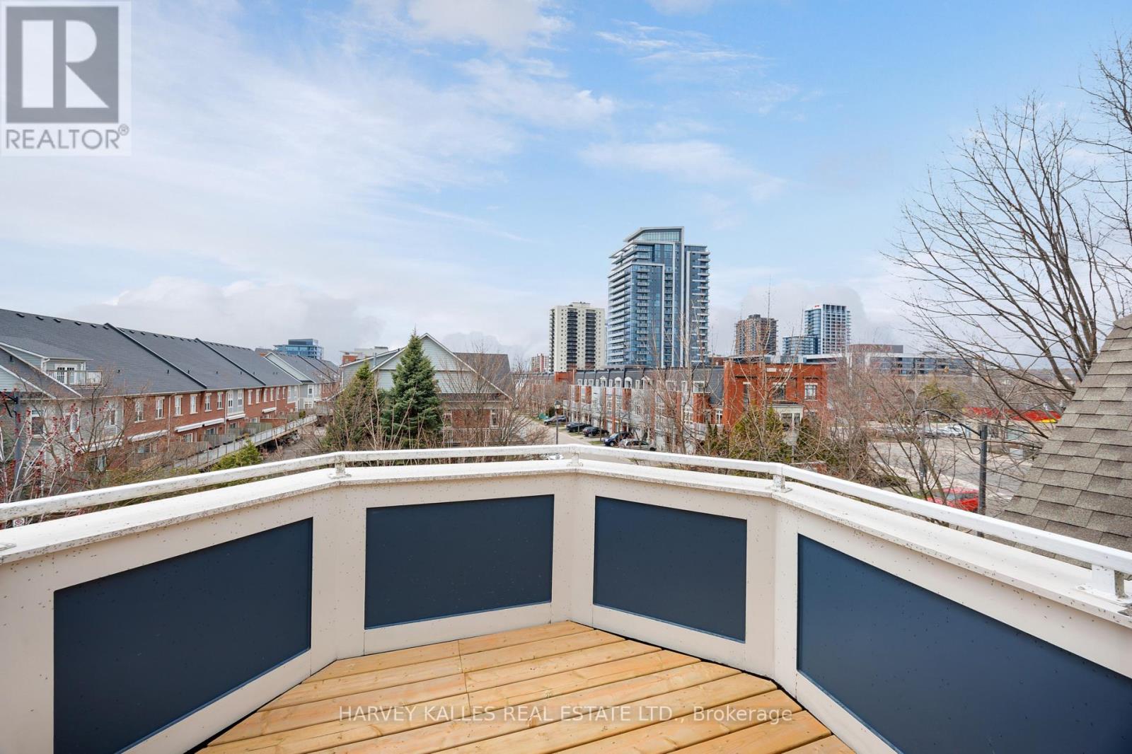 157 St Lawrence Drive, Mississauga (Port Credit), Ontario  L5G 4V2 - Photo 47 - W12859232