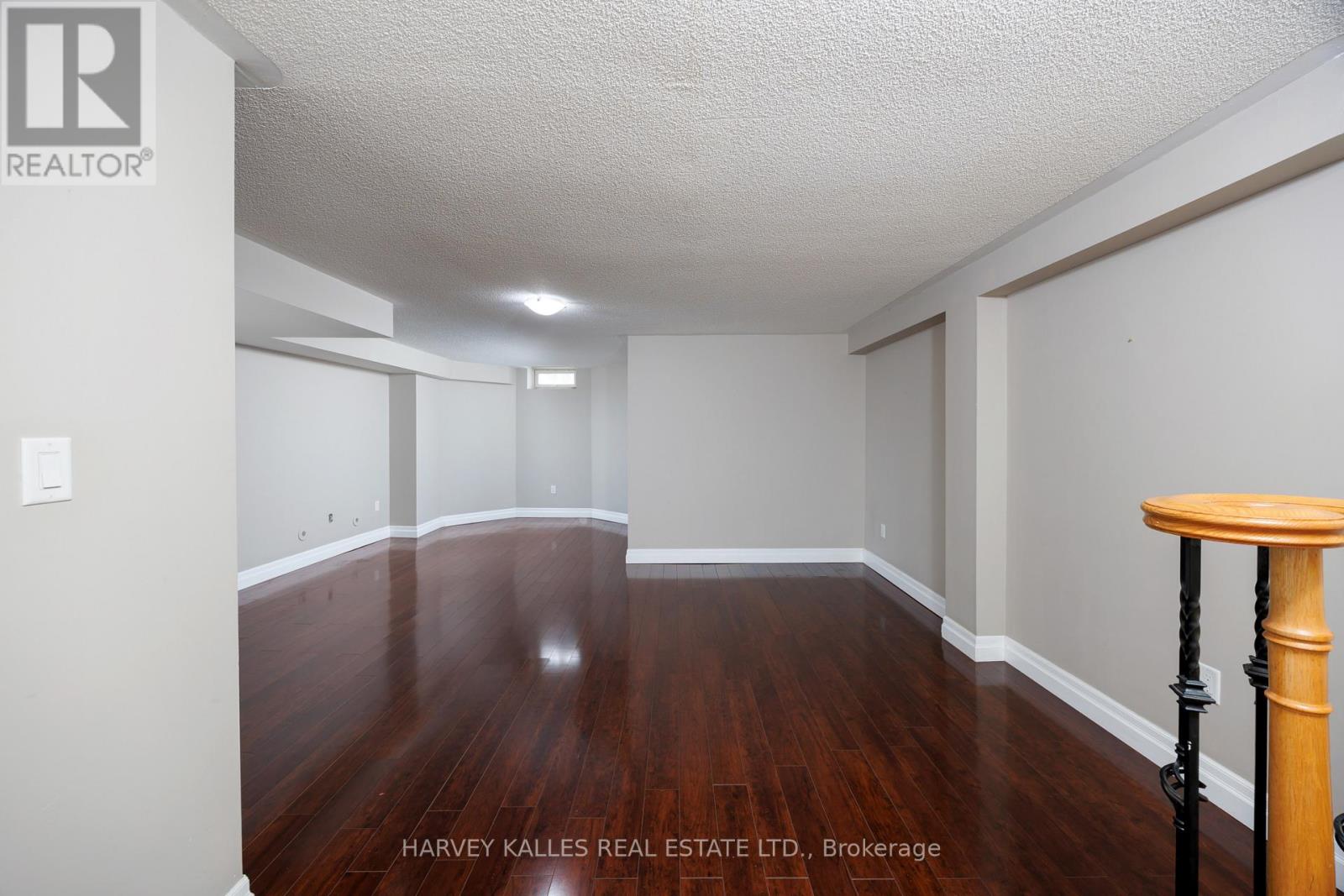 157 St Lawrence Drive, Mississauga (Port Credit), Ontario  L5G 4V2 - Photo 48 - W12859232