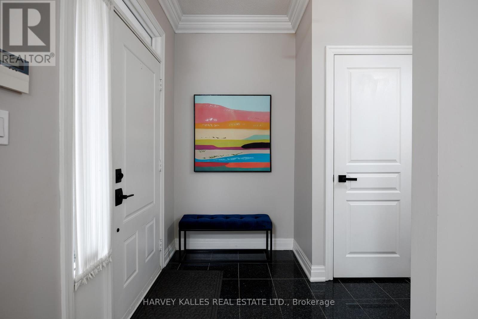 157 St Lawrence Drive, Mississauga (Port Credit), Ontario  L5G 4V2 - Photo 50 - W12859232