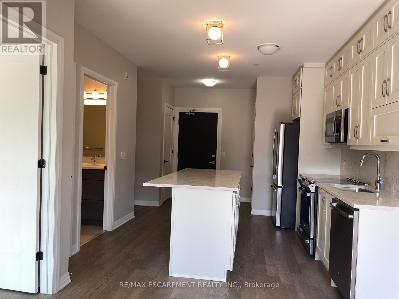 502 - 102 Grovewood Common, Oakville, Ontario  L6H 0X2 - Photo 19 - W12859236