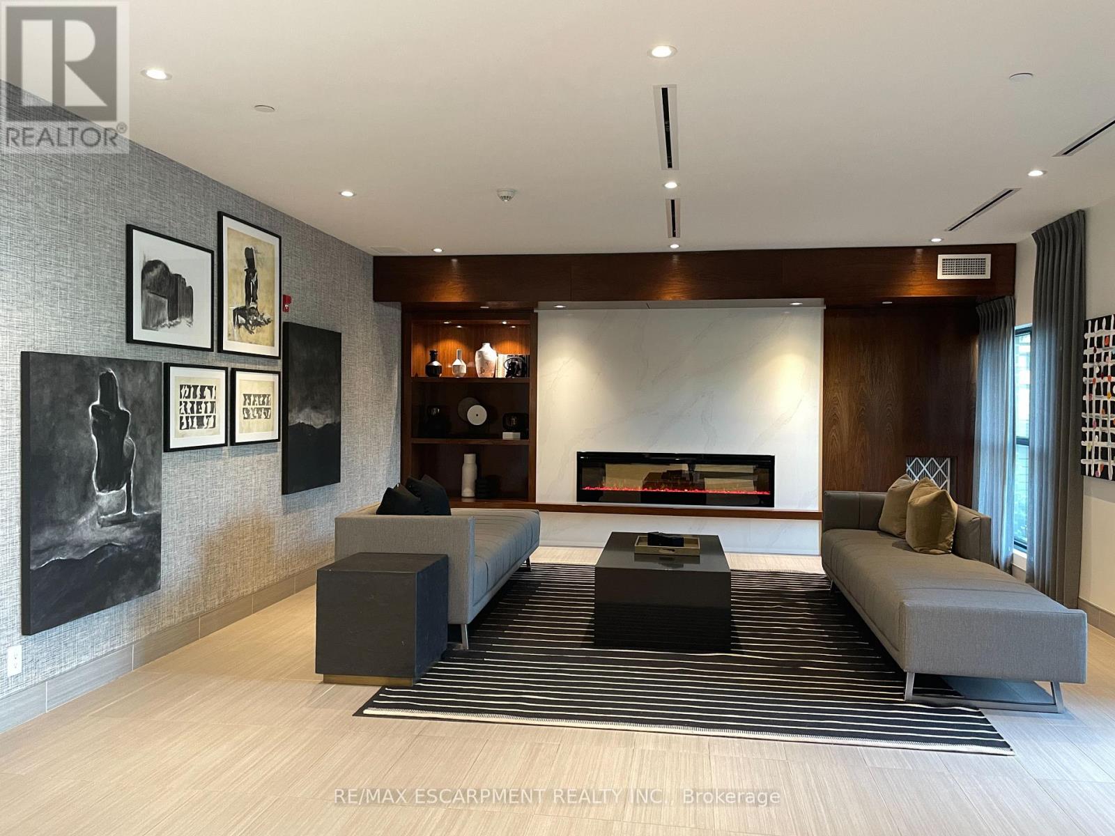 502 - 102 Grovewood Common, Oakville, Ontario  L6H 0X2 - Photo 3 - W12859236