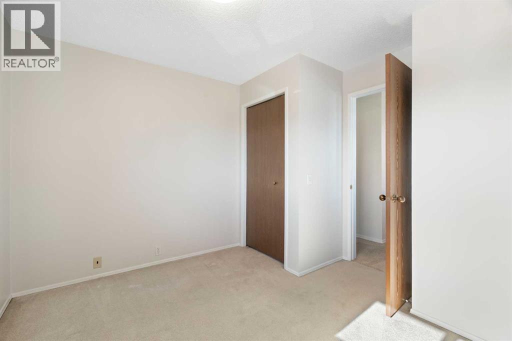 35 Shawmeadows Close Sw, Calgary, Alberta  T2Y 1A5 - Photo 18 - A2290022