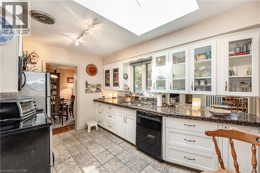 557 Stillwater Crescent, Burlington, Ontario  L7T 3M8 - Photo 8 - 40809938